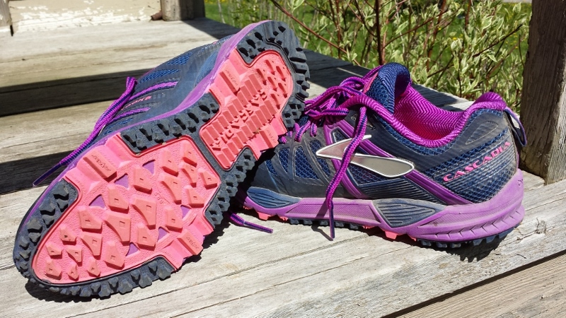 brooks cascadia 10 purple