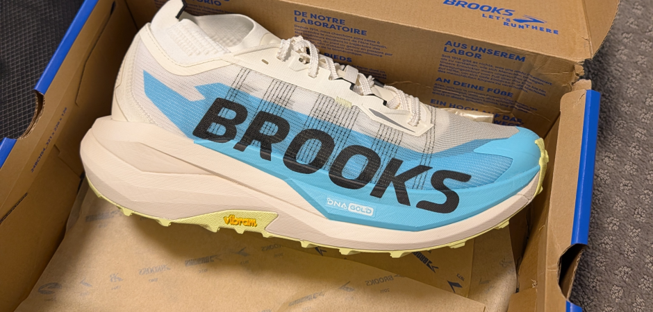 BROOKS Cascadia Elite